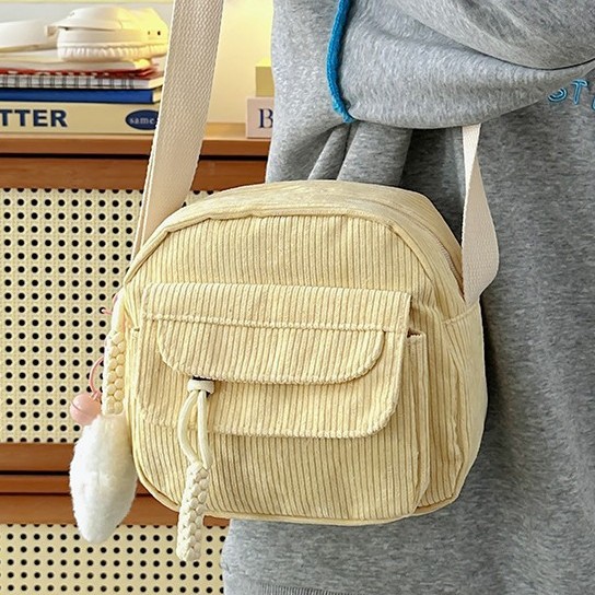 Crossbody bag for women, retro and versatile, Haraju-style corduroy backpack, simple and versatile, casual student small crossbody bag, mobile phone case Specification drawing