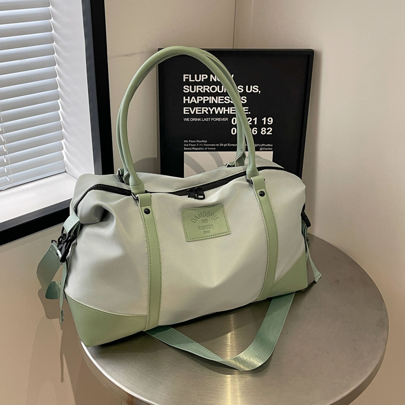 2025 New Korean version short travel bag, large-capacity sports and fitness bag, business trip case, trolley case, hand-held storage bag full figure