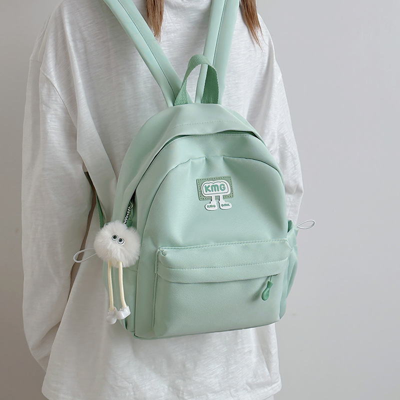 The lightweight backpack is versatile and simple for daily use. It is a light backpack for primary school students and a small account for junior high school students. It is suitable for travel, study Tours and other trips details Picture