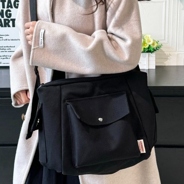 Single-shoulder bag for men, simple Japanese canvas bag, 2025 new style Korean crossbody bag, student backpack, casual messenger bag for women details Picture