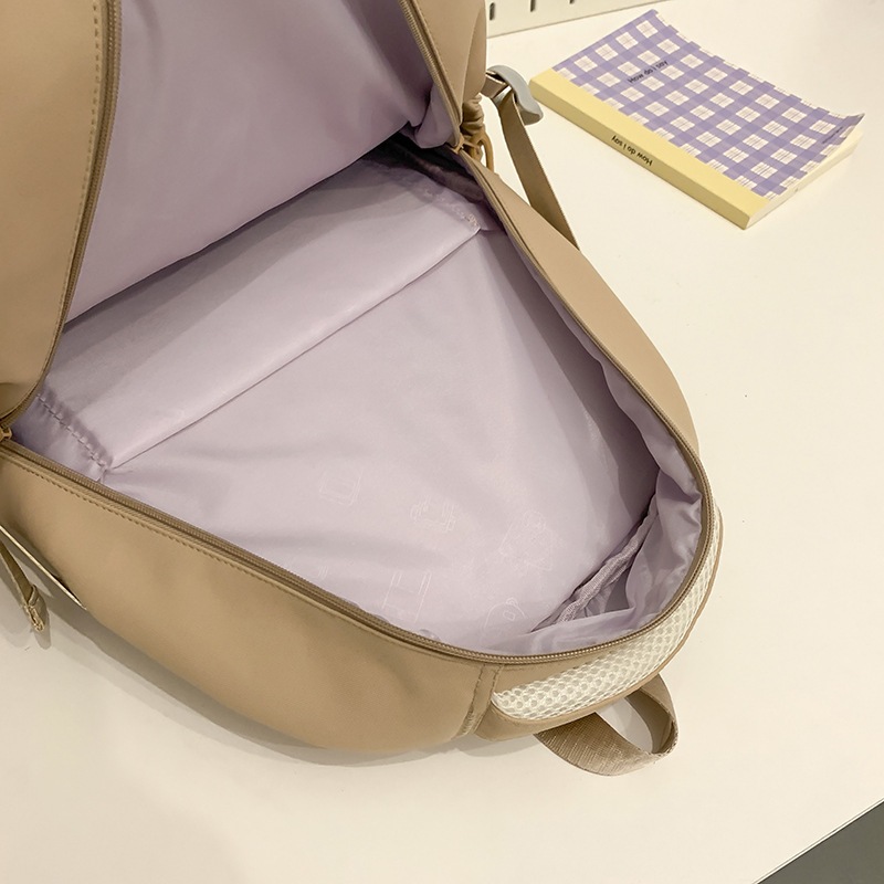 High-quality schoolbags, Instagram trendy couple casual travel backpacks, large-capacity, sturdy and durable middle school backpacks Application Scenario