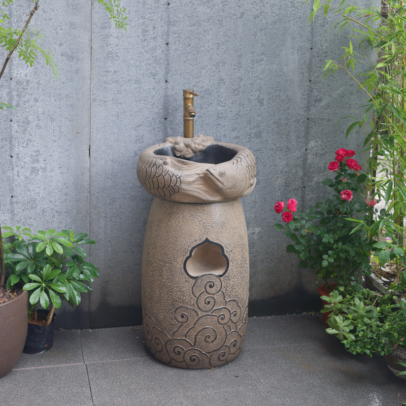 Artistic washbasin, antique outdoor washbasin, balcony terrace, floor-standing integrated creative platform, garden, outdoor courtyard details Picture