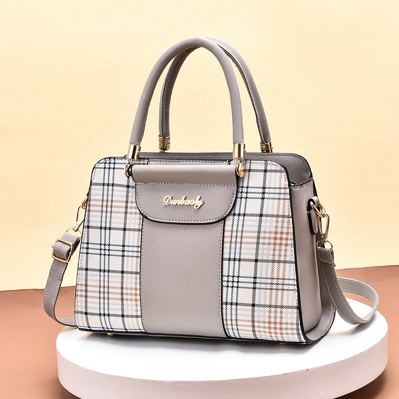 Checkered color-blocking women's bag 2022 new style, Korean-style fashionable women's bag, crossbody single-shoulder handbag, one-piece consignment Application Scenario
