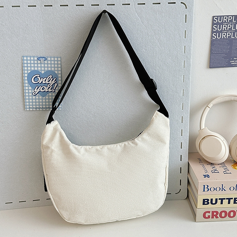 Fashionable commuting large-capacity single-shoulder crossbody bag for women, new autumn and winter casual and versatile tote bag, Korean-style dumpling bag Specification drawing