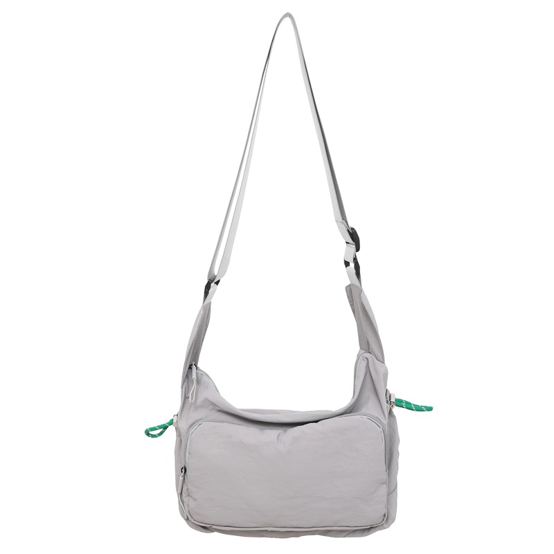 Fashionable new single-shoulder crossbody bag, outdoor large-capacity lightweight bag, unisex couple bag Item Picture