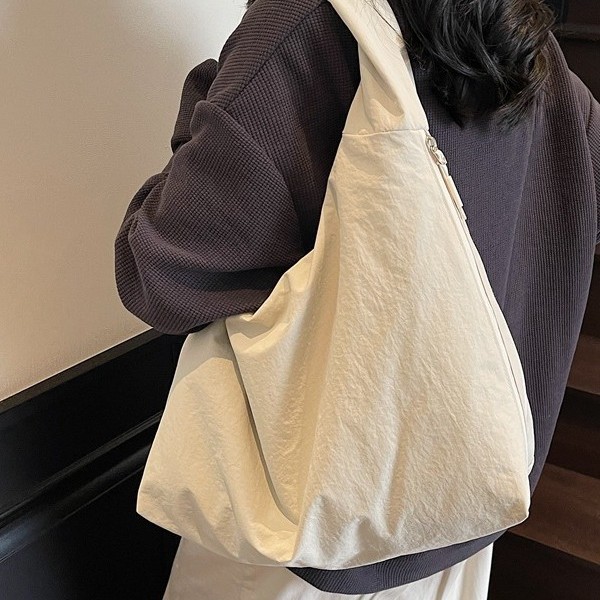 Japanese-style fashionable casual canvas tote bag for women 2025 new style, trendy and versatile, large-capacity underarm bag, commuting single-shoulder bag details Picture