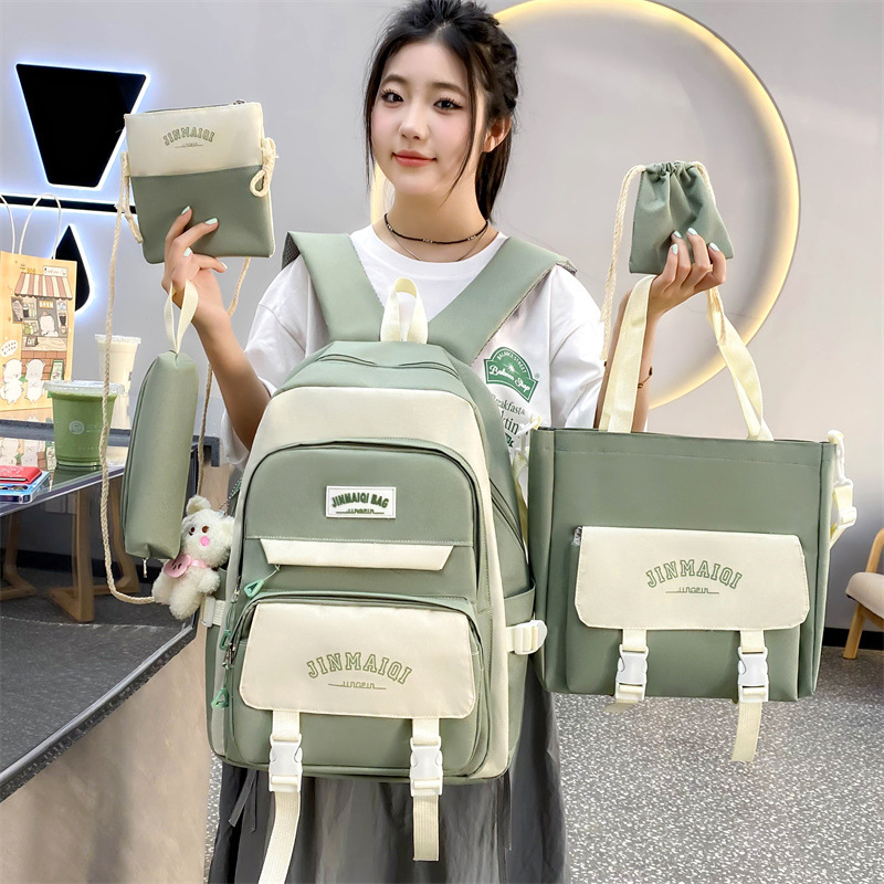 A five-piece Korean-style large-capacity schoolbag for girls in junior high school, a versatile casual backpack for protecting the spine, and a trendy backpack for girls with high appearance standards Application Scenario