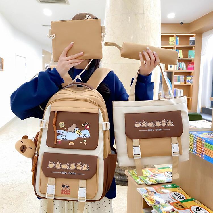 The new Kapibala schoolbag is a dirt-resistant and wear-resistant backpack for junior high school students, suitable for both boys and girls, and has a large capacity Specification drawing