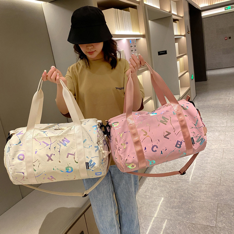 Korean-style casual travel bag, large-capacity yoga swimming bag, fitness bag, dry and wet separation training and sports handbag full figure