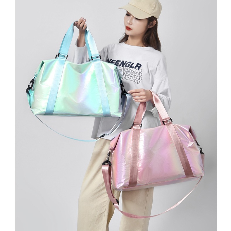 New casual travel bag for women, new laser water-resistant sports and fitness bag, large-capacity luggage backpack Application Scenario