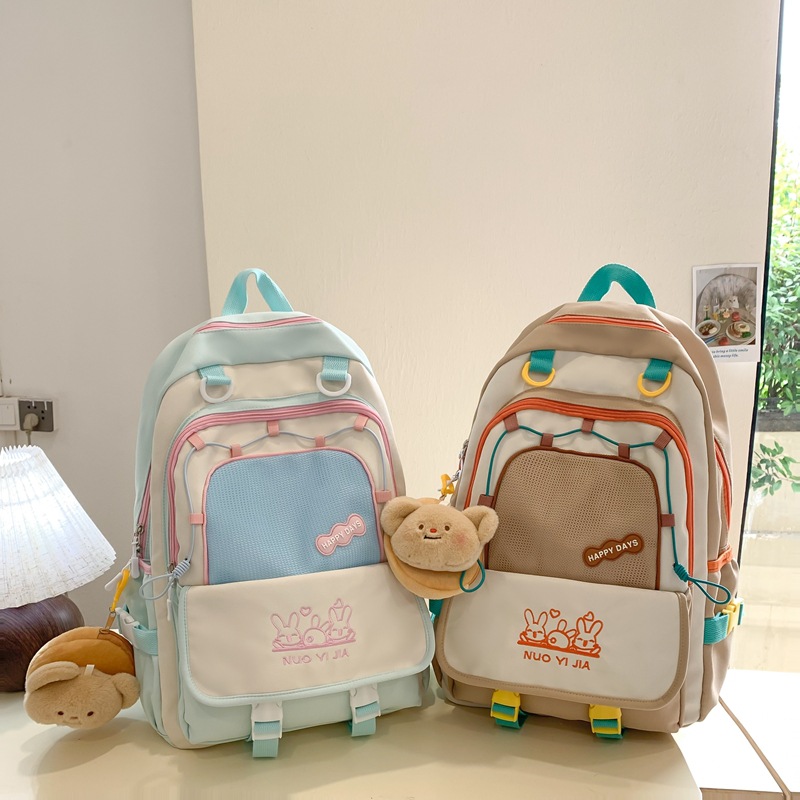 Cross-border color-blocking backpacks for junior and senior high school students are cute and fresh. Lightweight and large-capacity schoolbags for college girls full figure