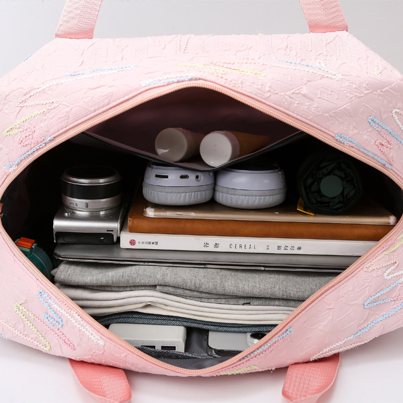 Short-distance travel bag, women's large-capacity independent shoe compartment, luggage storage bag, suitcase with pull handle, single-shoulder crossbody handbag Application Scenario