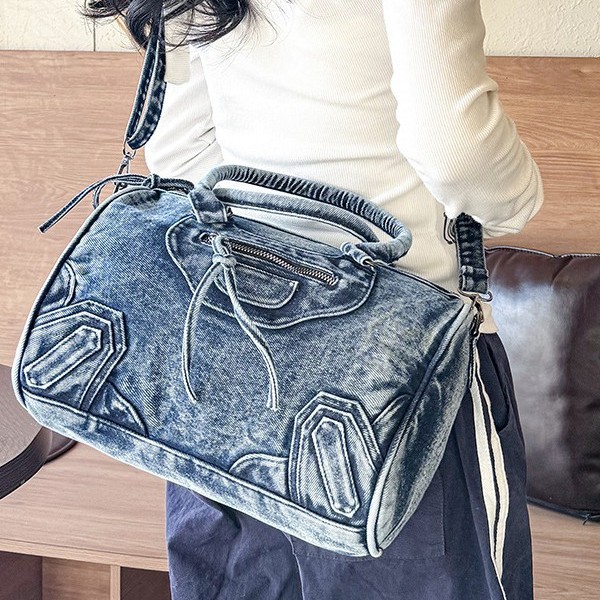 New motorcycle bag for women, aged heavy industry washed denim bag, casual and versatile, retro single-shoulder hand-carry crossbody bag for women Specification drawing