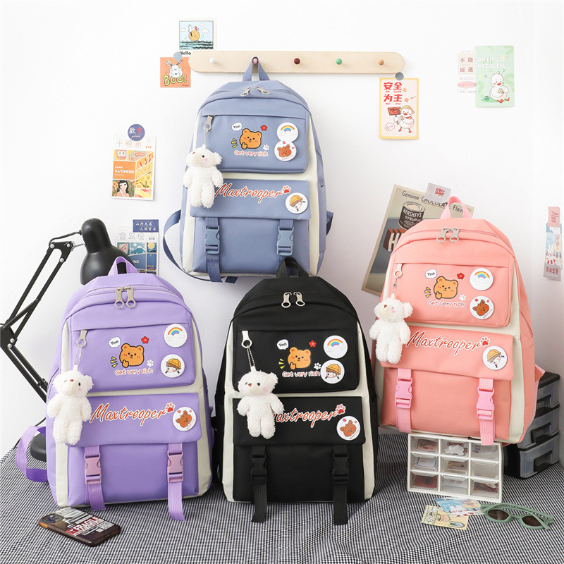 Fashionable cross-border backpack for girls, Korean version, large-capacity schoolbag for primary and junior high school students, hand-held tutorial bag, casual backpack Application Scenario