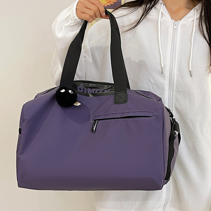 Fashionable, simple and large-capacity travel handbag, dry-wet separated swimming and fitness bag, trendy and lightweight carry-on luggage bag Specification drawing