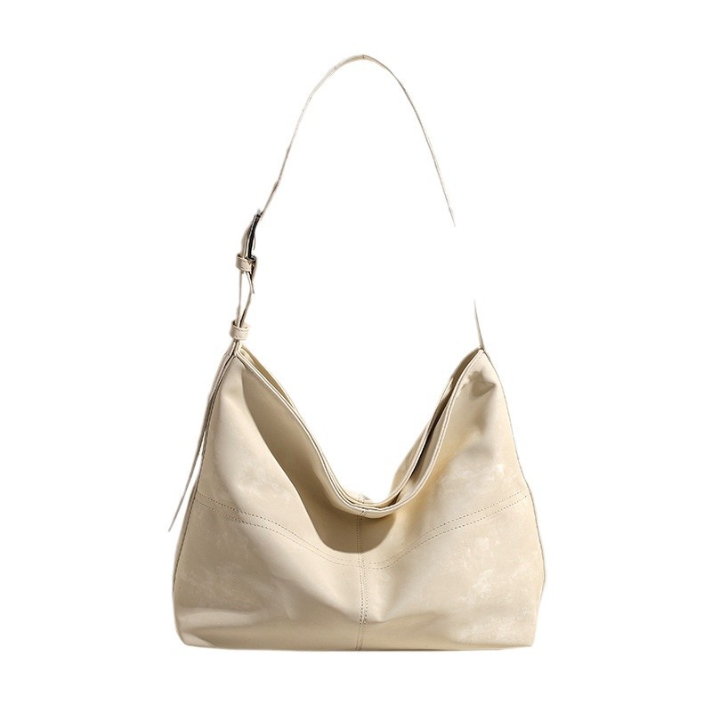 This high-end women's bag is a new 2024 trendy and fashionable crossbody bag with a large capacity and versatile quality. It is a casual single-shoulder bag Item Picture