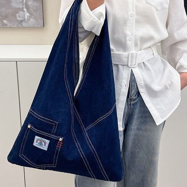 Casual large-capacity bag for women 2025, new lightweight and versatile washable denim tote bag, commuting single-shoulder bag, laid-back Application Scenario