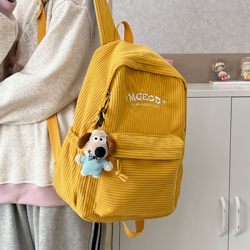 Velvet schoolbag for junior high school girls, ins style backpack for primary school girls, new lightweight travel backpack for 2024 autumn and winter full figure