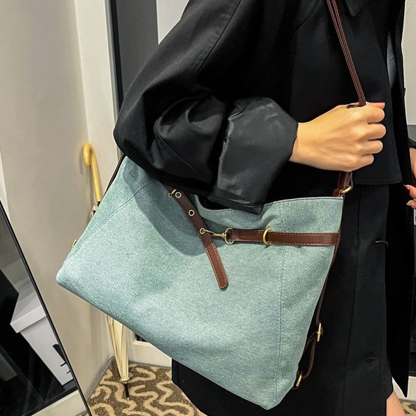 Denim backpack 2024 autumn/Winter new style Korean niche color-blocking retro single-shoulder crossbody bag School style bag Application Scenario