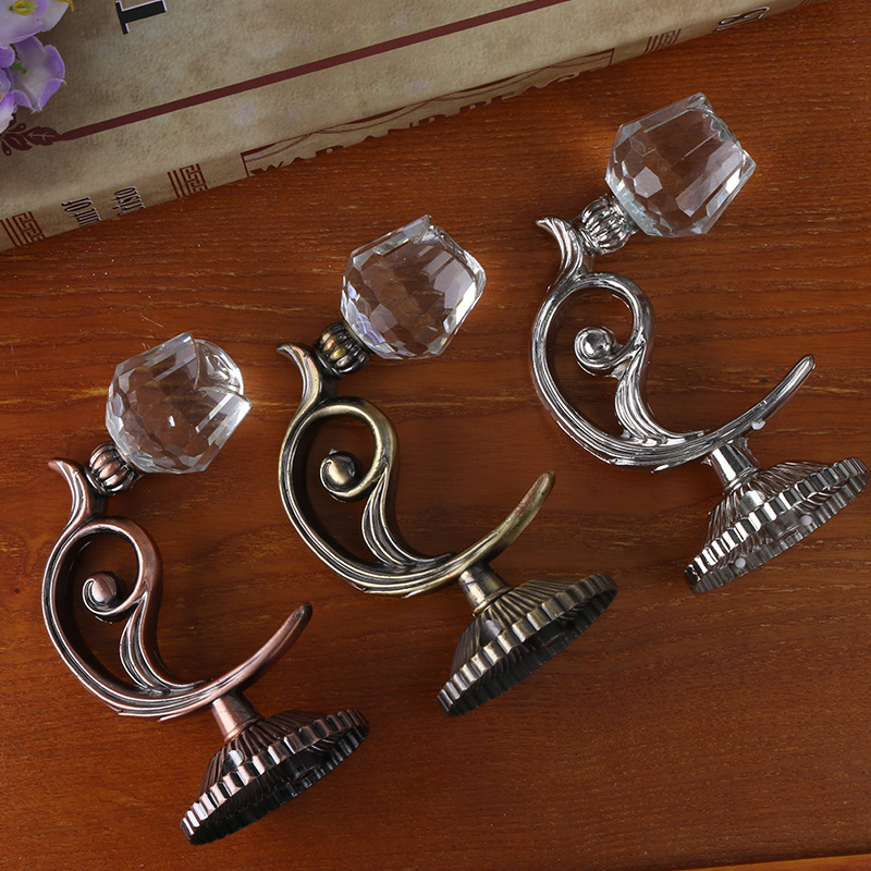 Yonghao Direct sales: Crescent-shaped curved hook curtains, wall hooks, hooks wholesale, wall hooks for hanging balls, window decorations in stock full figure