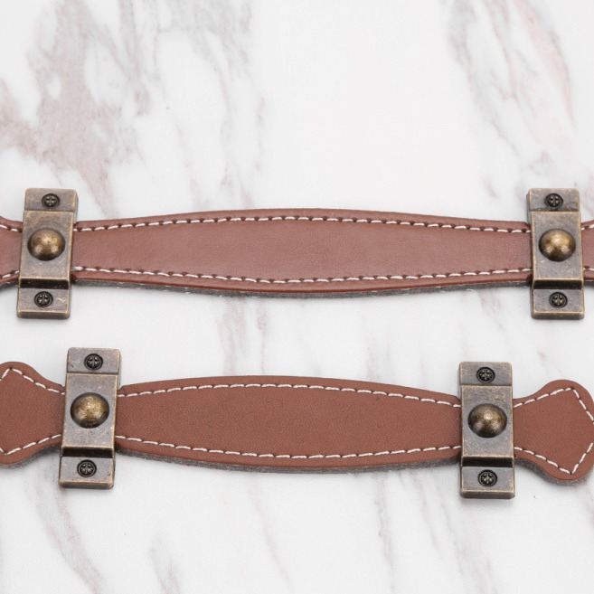 Leather handles, leather luggage handles, drawer and cabinet door handles, brownish black leather handles, luggage handles Specification drawing