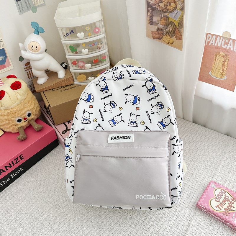Children's schoolbags, backpacks, girls' portable, large-capacity, cute, trendy and fashionable backpacks, niche graffiti schoolbags Application Scenario