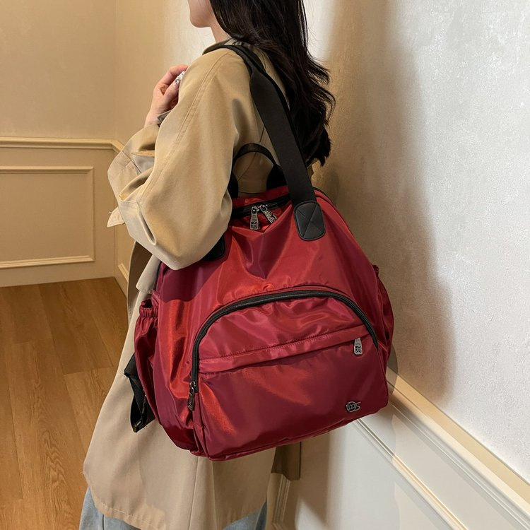 New fashionable and simple travel backpack, large-capacity dry-wet separation multi-functional insulation layer single-shoulder mom bag details Picture