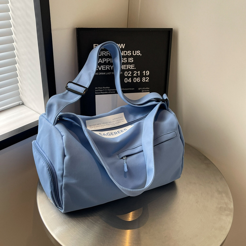 Foreign trade leisure sports large-capacity fitness bag, Korean version dry and wet separation travel bag, single-shoulder crossbody carry-on storage bag full figure