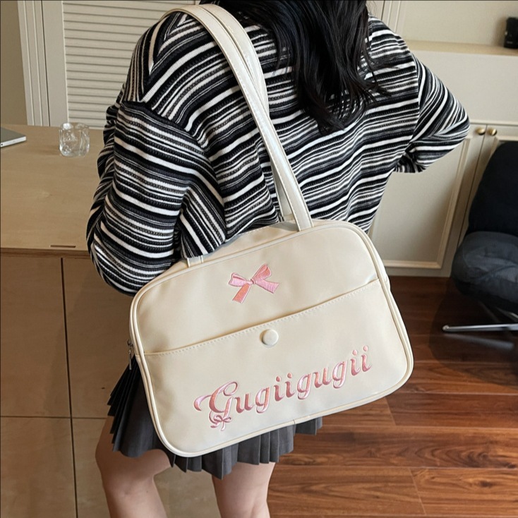 Large-capacity tote bag, travel underarm bag, 2025 new Korean style fashionable single-shoulder bag, multi-functional backpack full figure