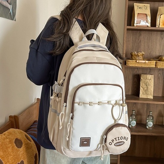 A new 2024 Korean version Instagram high-quality backpack for girls in grades three to six of primary and secondary school full figure