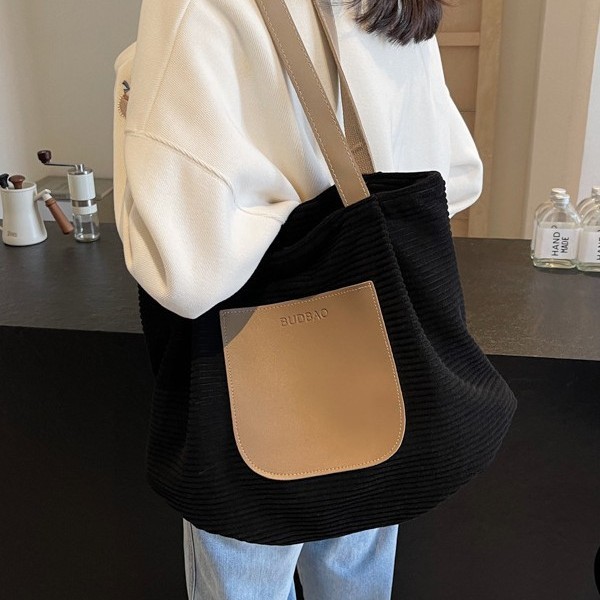 Autumn and winter new large-capacity tote bag, single-shoulder handbag, versatile single-shoulder bag, hand-held, niche corduroy single-shoulder bag details Picture