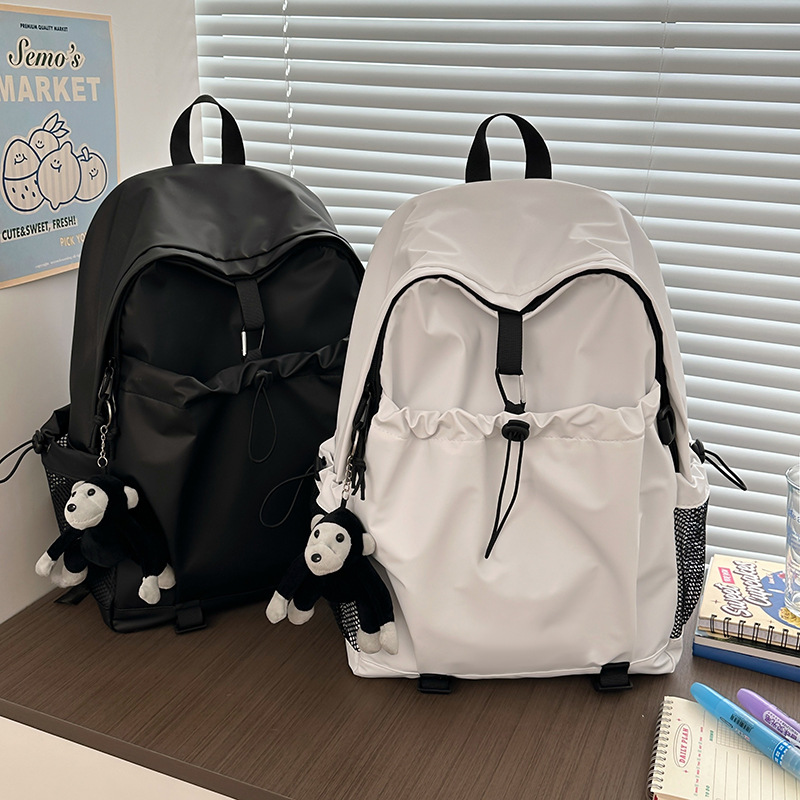 Casual backpack, lightweight, waterproof, multi-pocket, unisex style men's and women's backpacks, suitable for commuting and travel. Large-capacity backpacks are trendy full figure
