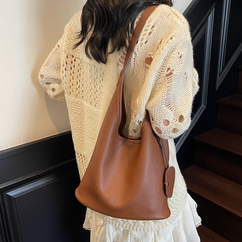 Korean single-shoulder bag, women's large-capacity underarm bag, 2025 new style, versatile commuter bucket bag, stylish tote bag Specification drawing