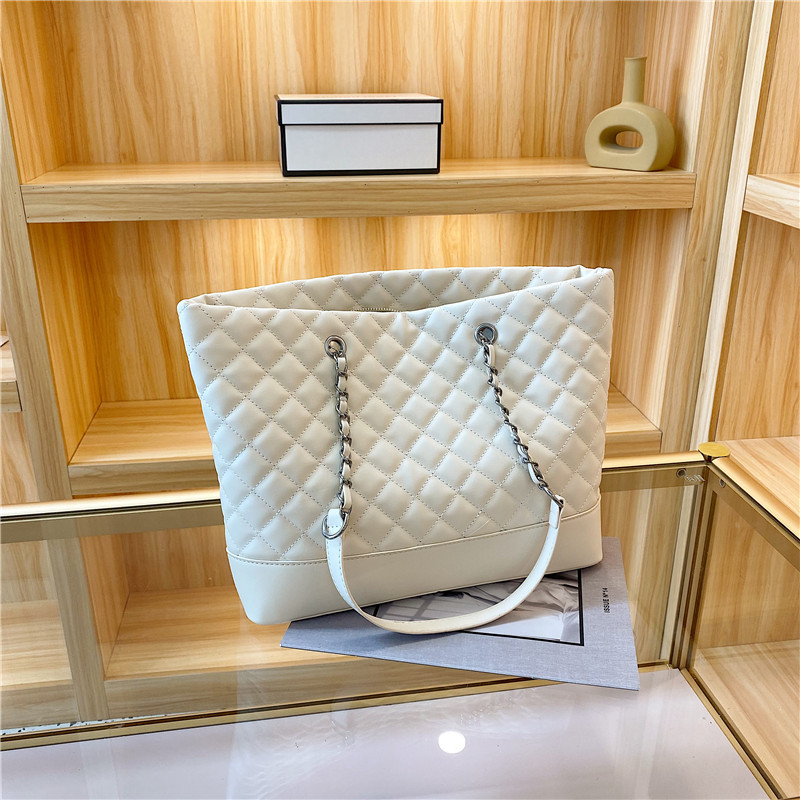 Large bag 2024 new style single-shoulder bag, large-capacity women's fashionable diamond-shaped chain tote bag, simple crossbody bag Specification drawing