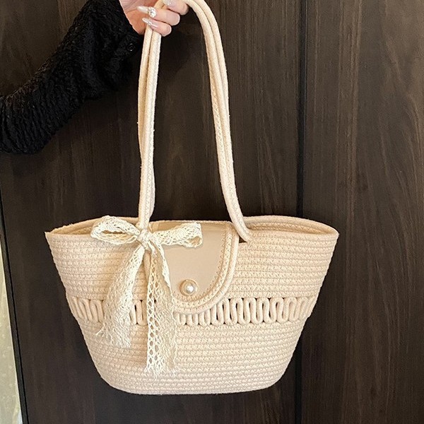 A new 2025 stylish and versatile European and American woven bag, a large-capacity, casual and simple beach single-shoulder crossbody bag details Picture