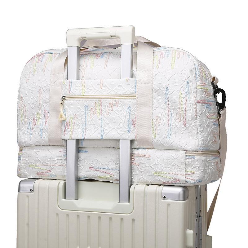 The new luggage bag has a large capacity and can be used to cover the handle of a suitcase, a handbag for short trips, and a lightweight storage bag for women Specification drawing