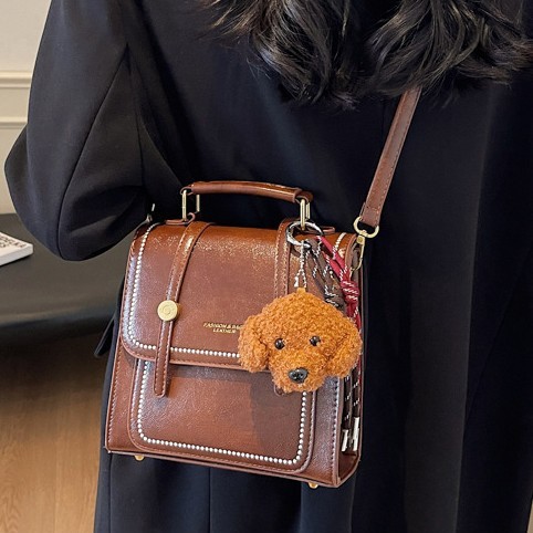 The 2024 new design of the backpack for girls is a unique and stylish Korean-style student schoolbag. It is also a fashionable and lightweight travel backpack full figure