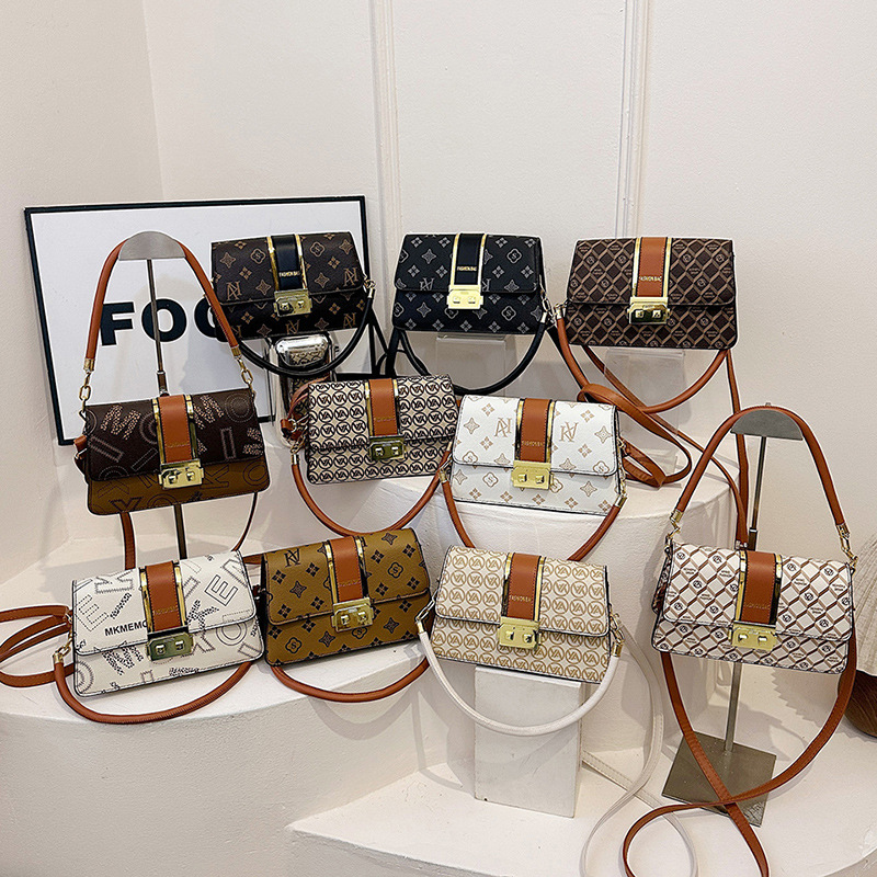 This stylish small bag is a new winter collection for 2024. It features a lockable underarm single-shoulder bag and a simple yet fashionable crossbody bag for women full figure