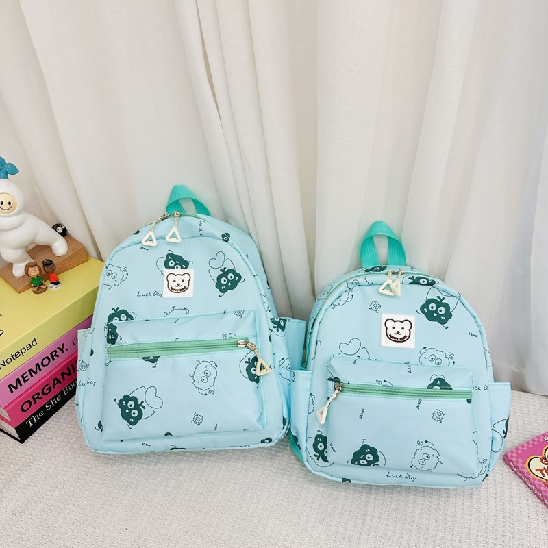 Cross-border fashion girls' small backpack, new cartoon children's kindergarten schoolbag, cute travel baby backpack Application Scenario