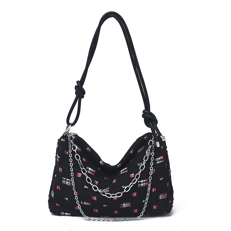 In the spring of 2025, this is a fashionable new fabric handbag. It's a trendy women's bag with frayed edges and chains, a versatile shoulder bag, and a simple style Item Picture