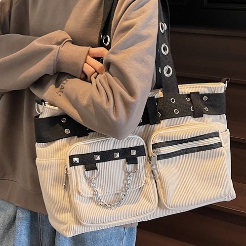Cross-border trend down bag, single-shoulder women's bag, new Spring/Summer 2025 crossbody bag, crossbody women's bag, rivet bag details Picture