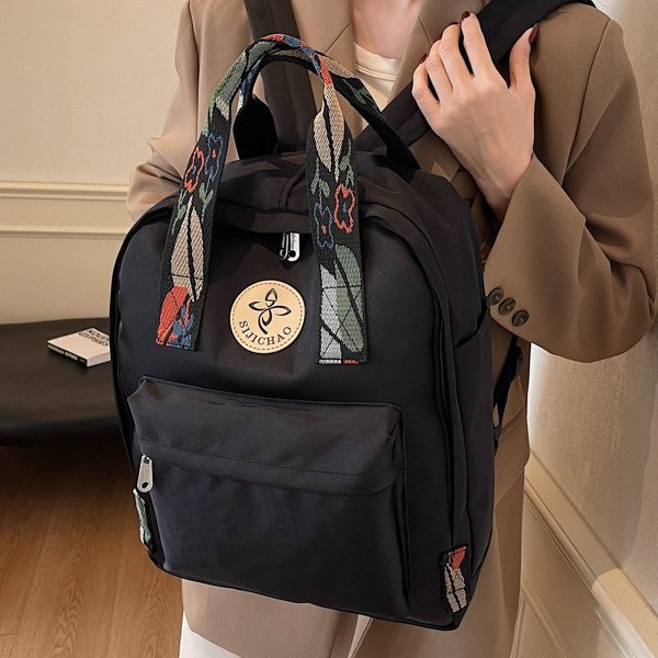 2024 Fashion new solid-color backpacks, large-capacity student schoolbags, casual and versatile, hand-carried men's and women's backpacks Application Scenario