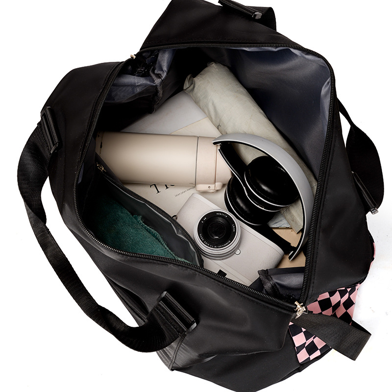 A large-capacity, color-matched handbag for women that can be worn on a suitcase, a short-distance travel light luggage storage bag Specification drawing