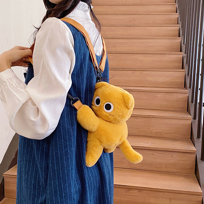 Cartoon little cat pappa single-shoulder bag, plush toy doll, coin purse, large capacity, girlish single-shoulder storage bag Application Scenario