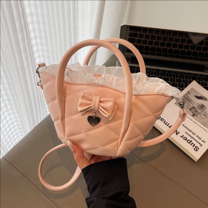 Korean version lace-trimmed handbag, diamond-shaped versatile vegetable basket bag, 2025 new stylish single-shoulder bag, casual crossbody bag full figure