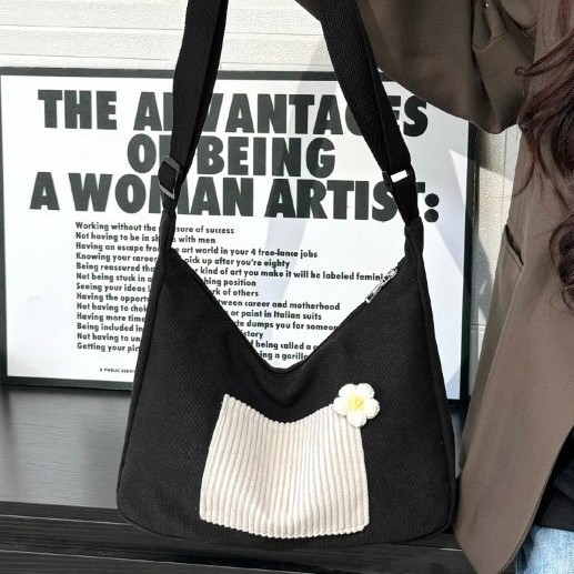 Japanese-style large-capacity cloth bag for women, casual and versatile, single-shoulder dumpling bag for students, casual crossbody bag for commuting to class full figure
