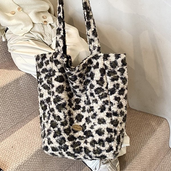 2024 Autumn/Winter retro new leopard print casual fur Korean ins style double-sided backpack large capacity single-shoulder tote bag details Picture