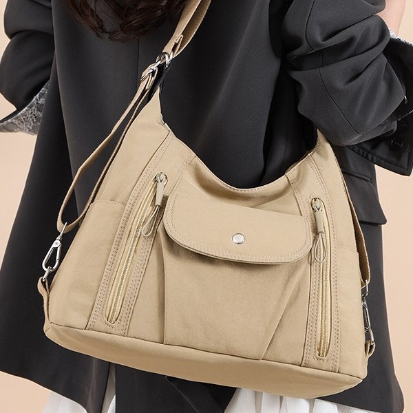 Retro soft fabric large-capacity motorcycle hot girl backpack with multiple carrying methods, high-end and versatile single-shoulder crossbody tote bag Specification drawing