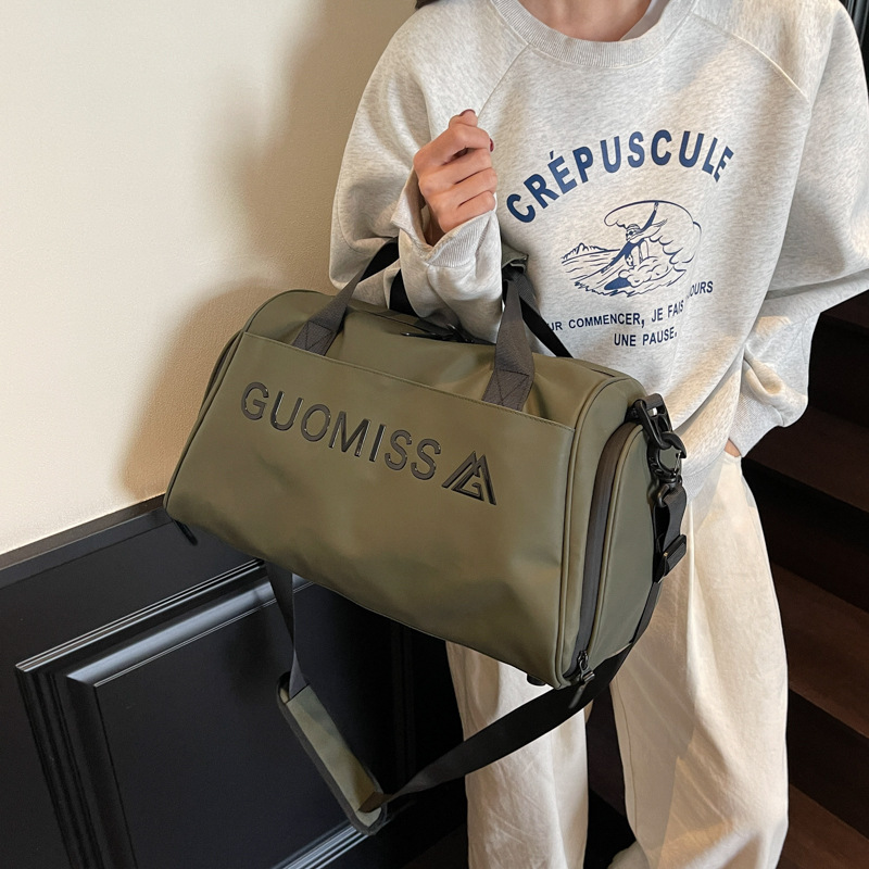 Trendy sports and fitness bag, women's dry and wet separation yoga and swimming training bag, hand-held independent shoe compartment travel storage bag details Picture