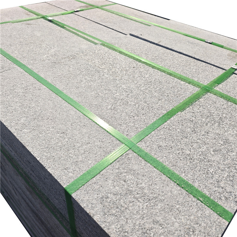 Granite engineering slabs, sesame grey slabs, flamed surface square bricks, outdoor paving stones, grey matte pebble surface Item Picture